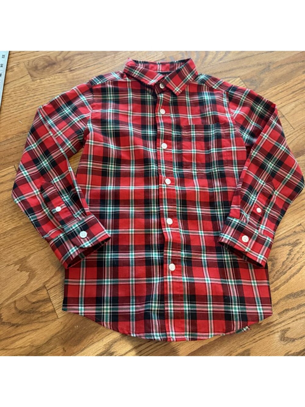 CAT & JACK BOYS SMALL 6/7 RED CHRISTMAS PLAID BUTTON SHIRT